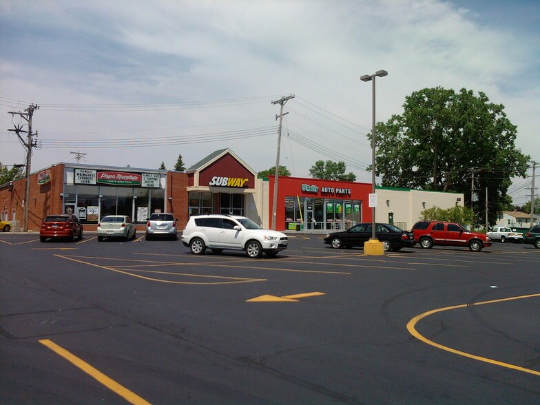 3025-3027 S 60th St, Milwaukee, WI à louer - Photo principale – Image 1 sur 2