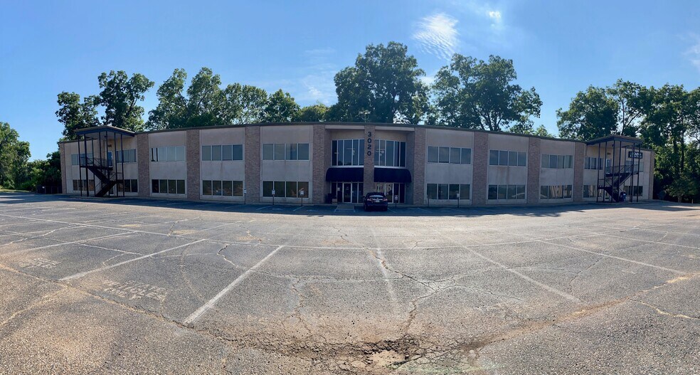 3020 Knight St, Shreveport, LA à louer - Photo de l’immeuble – Image 2 sur 10