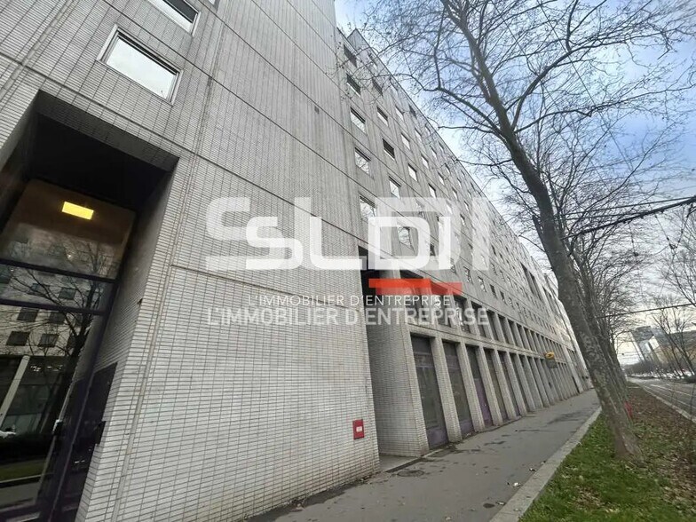 Bureau dans Lyon à louer - Photo de l’immeuble – Image 1 sur 4
