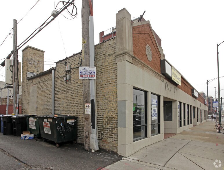 2401-2411 N Ashland Ave, Chicago, IL à louer - Photo de l’immeuble – Image 3 sur 3