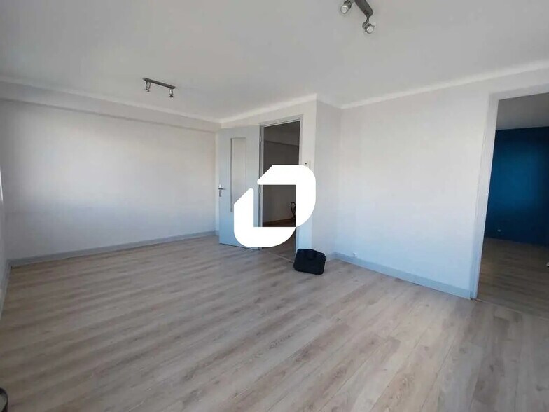 Bureau dans Montpellier à louer - Photo de l’immeuble – Image 3 sur 8