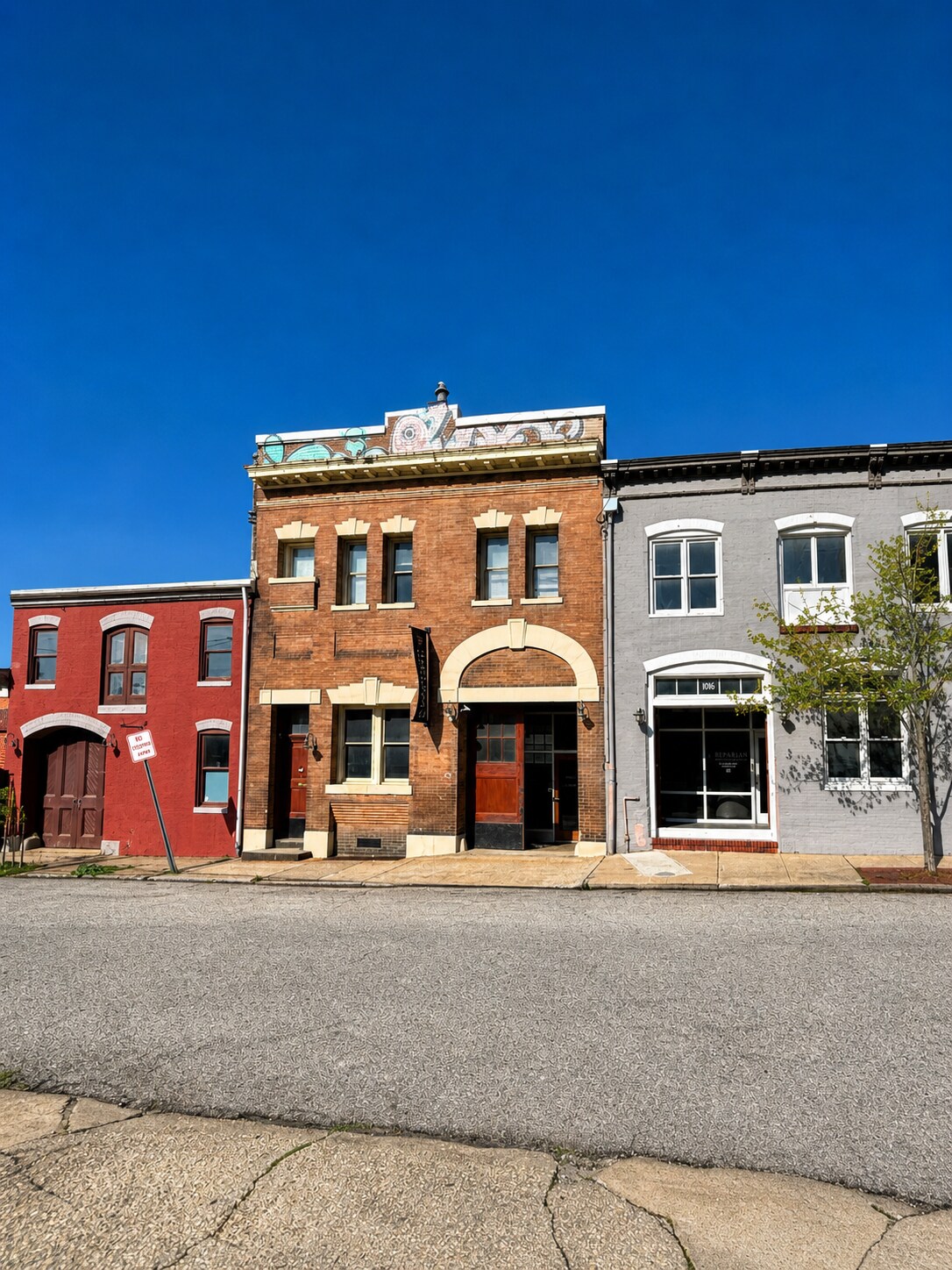 1014 Morton St, Baltimore, MD à louer Photo principale– Image 1 sur 7
