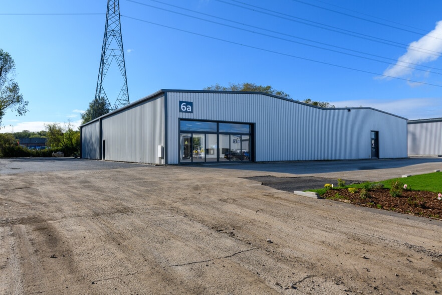 Waterton Rd, Bridgend à vendre - Photo de l’immeuble – Image 1 sur 8