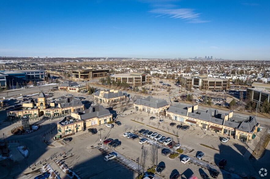 163 Quarry Park Blvd SE, Calgary, AB à louer - Aérien – Image 3 sur 5
