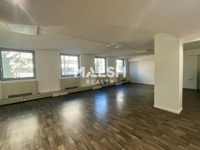 Bureau dans Villeurbanne à louer - Photo intérieure – Image 3 sur 11