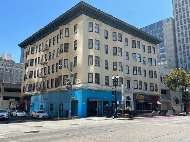1762-1770 Broadway, Oakland, CA à louer - Photo de l’immeuble – Image 1 sur 5