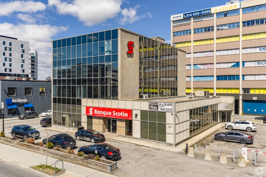 7881 Boul Décarie, Montréal, QC à louer - Photo principale – Image 1 sur 3