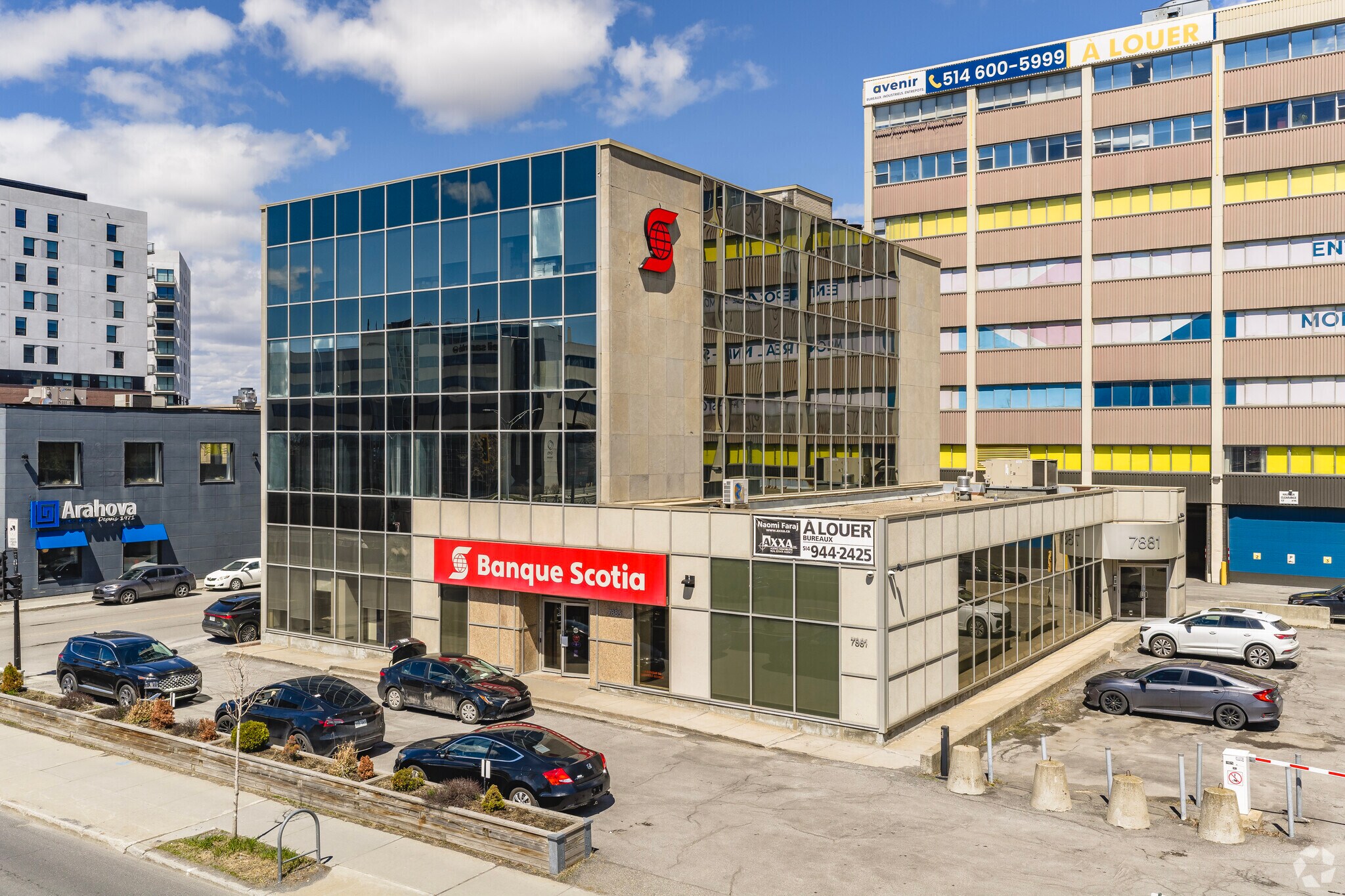 7881 Boul Décarie, Montréal, QC à louer Photo principale– Image 1 sur 4