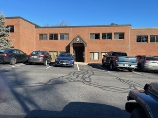 Plus de détails pour 10 Commerce Park N, Bedford, NH - Bureau, Local d'activités à louer