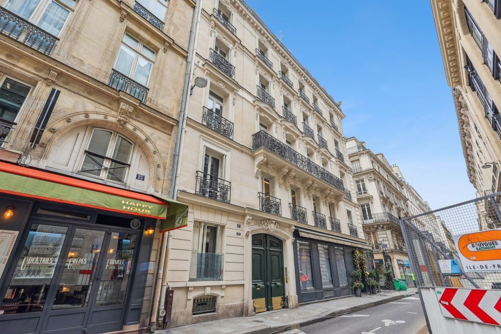 17 Rue Bergère, Paris à louer Photo de l’immeuble– Image 1 sur 9