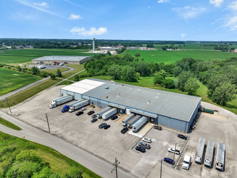 400 Great Lakes Pky, Bellevue, OH à vendre - Photo de l’immeuble – Image 3 sur 60
