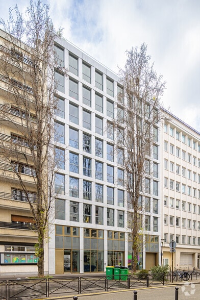 125 Rue De Saussure, Paris à louer - Photo de l’immeuble – Image 2 sur 26