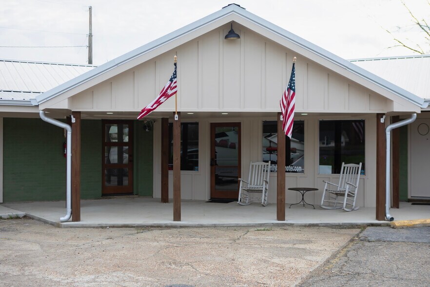 6199 Highway 165, Columbia, LA à vendre - Photo de l’immeuble – Image 3 sur 22