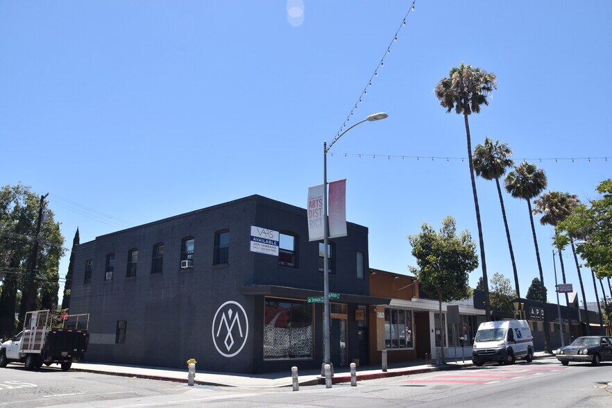 8634-8640 Washington Blvd, Culver City, CA à louer - Photo de l’immeuble – Image 3 sur 17