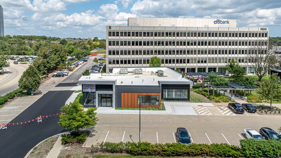1180 Harger Rd, Oak Brook, IL à louer - Photo de l’immeuble – Image 3 sur 5