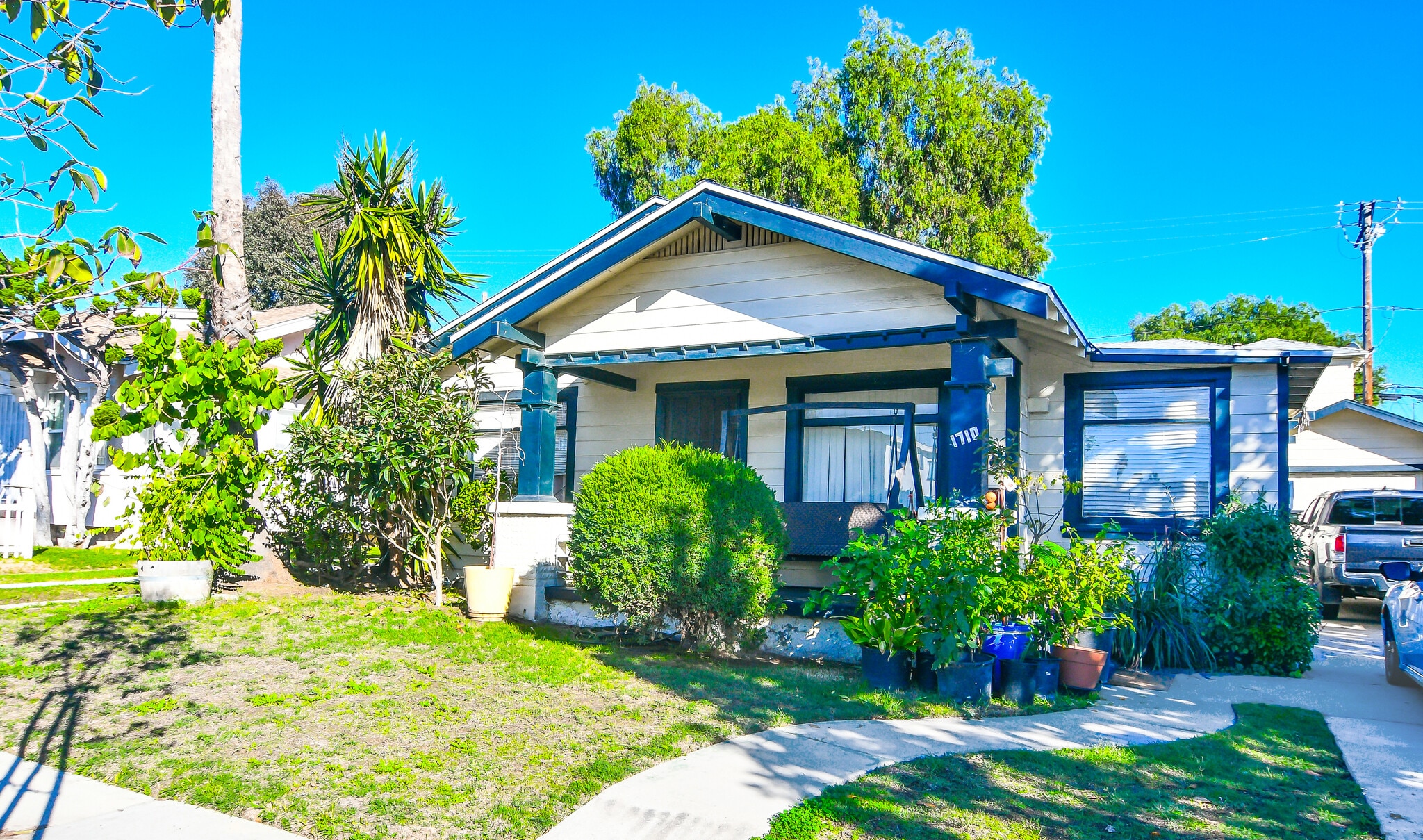 1710 Freeman Ave, Long Beach, CA à vendre Photo principale– Image 1 sur 7