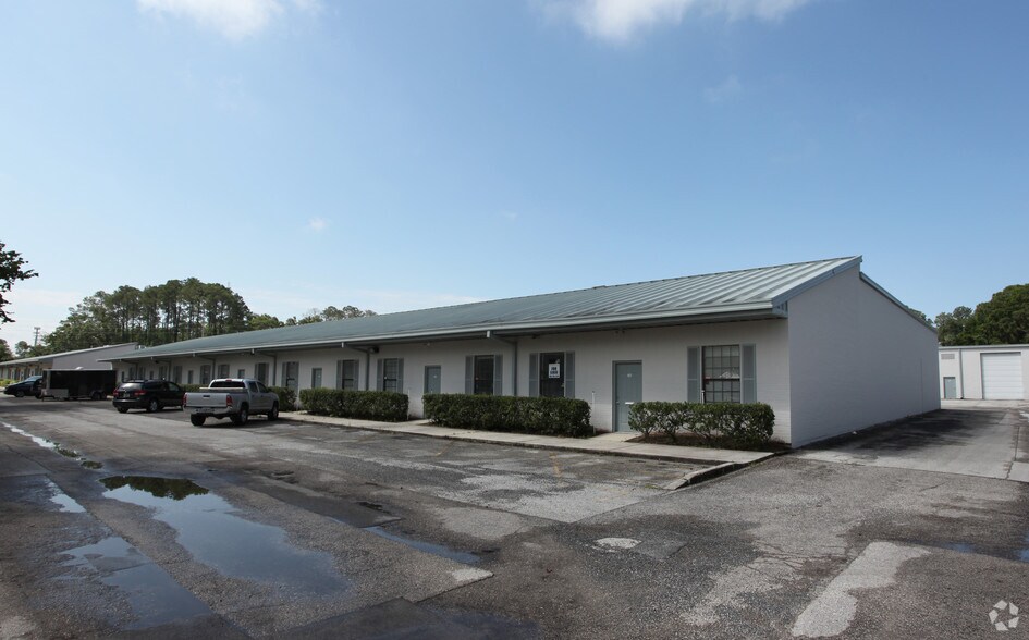 5121 Bowden Rd, Jacksonville, FL à louer - Photo principale – Image 1 sur 6