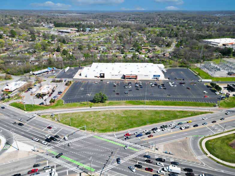 4101-4109 Lebanon Pike, Hermitage, TN à louer - Photo de l’immeuble – Image 3 sur 9