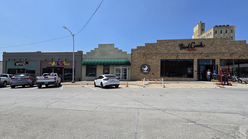 12 S 4th St, Temple, TX à louer - Photo de l’immeuble – Image 2 sur 15