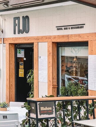 Plus de détails pour Local commercial à louer