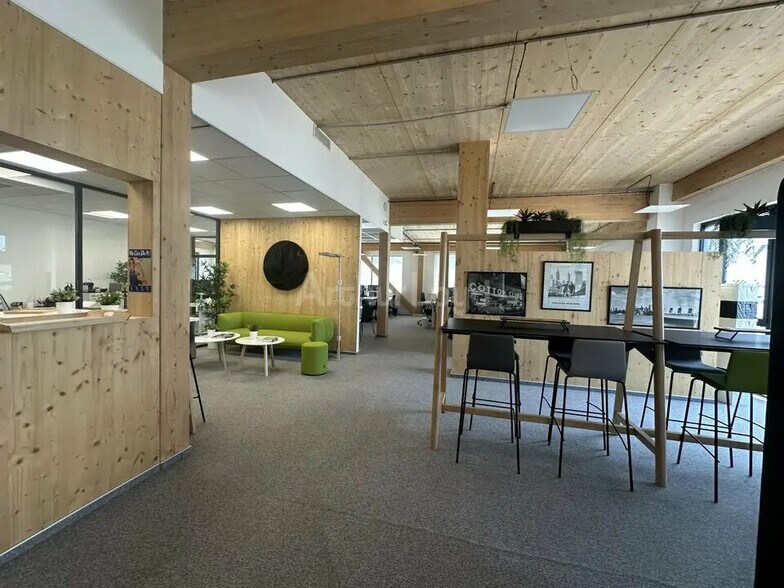Bureau dans Schiltigheim à louer - Photo de l’immeuble – Image 2 sur 12