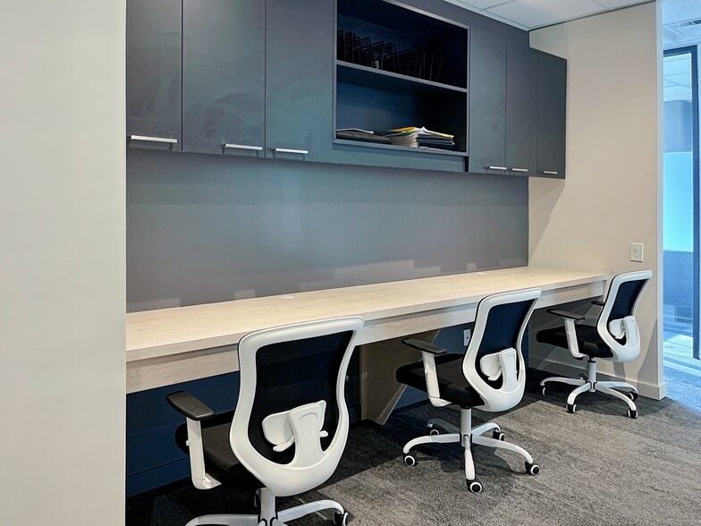 4763-4789 Yonge St, Toronto, ON à louer - Photo intérieure – Image 2 sur 13