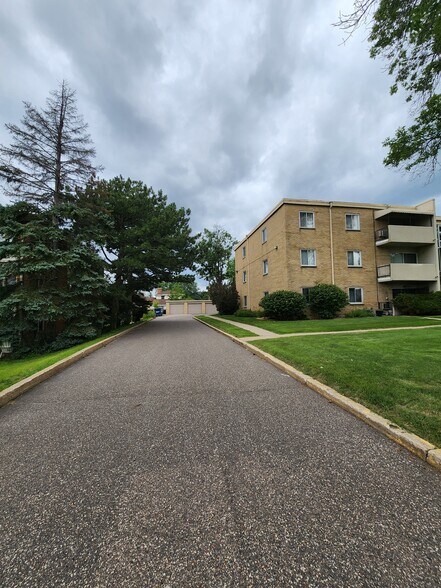 7000 Sandell Ave, Edina, MN à vendre - Photo de l’immeuble – Image 3 sur 16