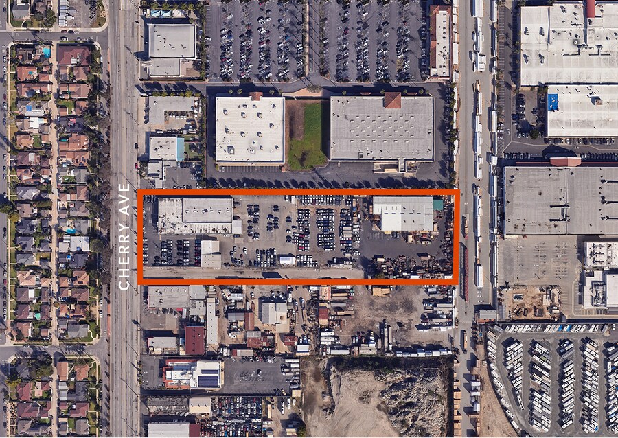 3930-3940 Cherry Ave, Long Beach, CA à louer Photo principale– Image 1 sur 3