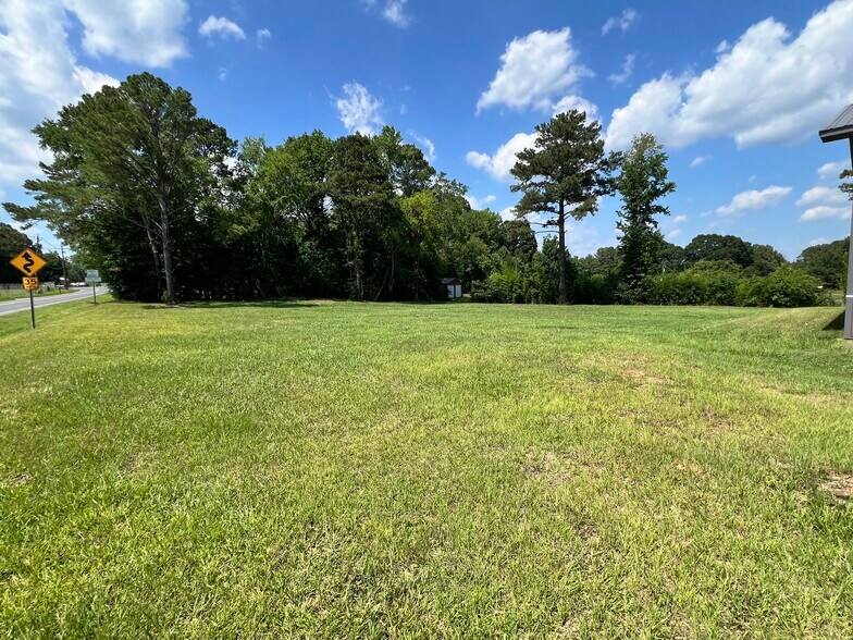 510 Lillys Bridge Rd, Mount Gilead, NC à vendre - Photo de l’immeuble – Image 3 sur 78
