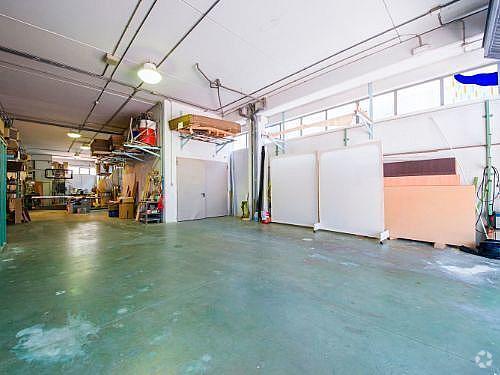 Industriel/Logistique dans Móstoles, Madrid à louer - Photo de l’immeuble – Image 2 sur 20