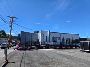 512 S First St, La Conner, WA à louer Photo intérieure– Image 1 sur 23