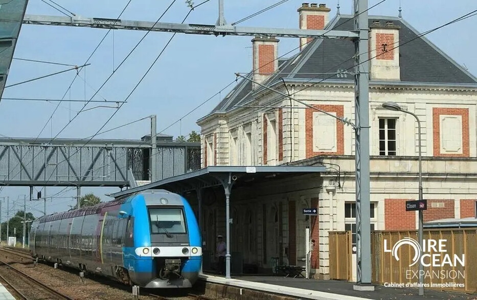 Local commercial dans Clisson à vendre - Photo de l’immeuble – Image 2 sur 5