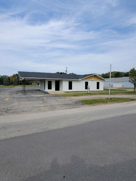 811 Main St, Hamburg, IA à vendre - Photo de l’immeuble – Image 2 sur 17