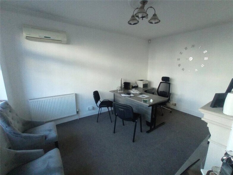 375-377 Rayleigh Rd, Leigh On Sea à louer - Photo de l’immeuble – Image 2 sur 30