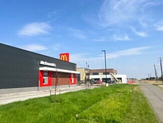 Plus de détails pour 16715 - 16735 - 71 NW St, Edmonton, AB - Local commercial à louer