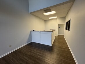 1040 Wildewood Centre Dr, Columbia, SC à louer Photo intérieure– Image 2 sur 26