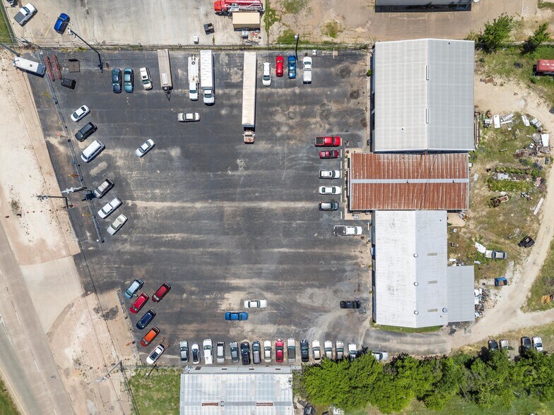 3325 Jack Kultgen Expy, Waco, TX à vendre - Aérien – Image 2 sur 6