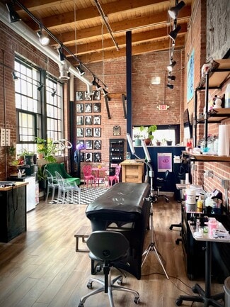 Plus de détails pour 320 Grote St, Buffalo, NY - Bureau à louer