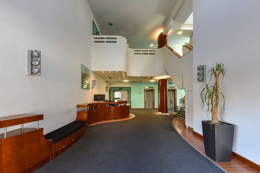 Marsh Ln, Southampton à vendre - Hall d’entrée – Image 3 sur 3