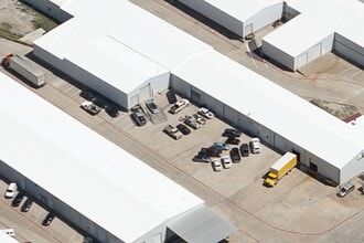 2321 N Masch Branch Rd, Denton, TX à louer Aérien– Image 2 sur 8