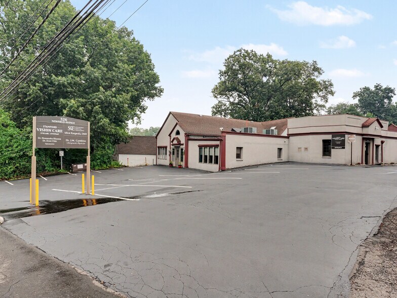 526 Newfield Ave, Stamford, CT à vendre - Photo de l’immeuble – Image 3 sur 15