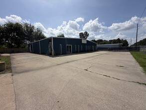 16410 Lee Rd, Humble, TX à louer Photo intérieure– Image 2 sur 3