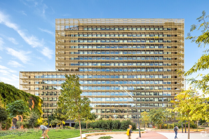 Carrer de la Ciutat de Granada, 150, Barcelone, Barcelona à louer - Photo principale – Image 1 sur 5