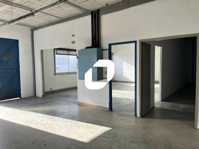 Bureau dans Bègles à louer - Photo de l’immeuble – Image 1 sur 4