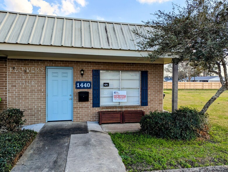 1440-1442 E Bridge St, Breaux Bridge, LA à louer - Photo de l’immeuble – Image 1 sur 11