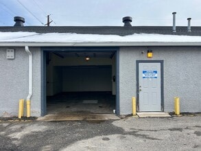 12 Ormond St, Marcus Hook, PA à louer Photo de l’immeuble– Image 2 sur 3