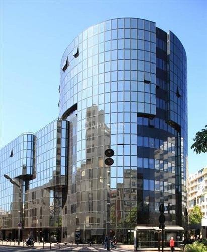 44 Avenue Georges Pompidou, Levallois-Perret à louer Photo de l’immeuble– Image 1 sur 5