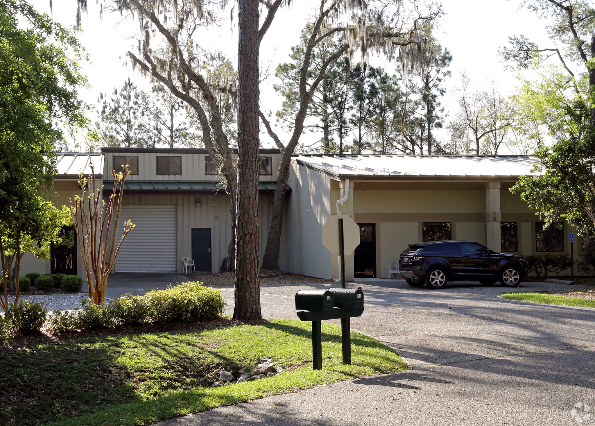 16 Finch St, Hilton Head, SC à louer Photo de l’immeuble– Image 1 sur 15