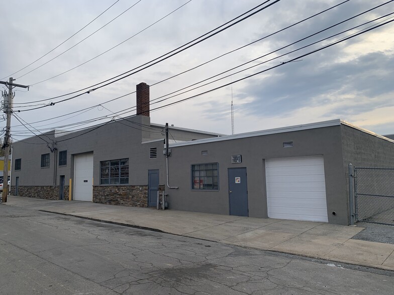 10-28 Third St, Lansdowne, PA à louer - Photo de l’immeuble – Image 1 sur 9