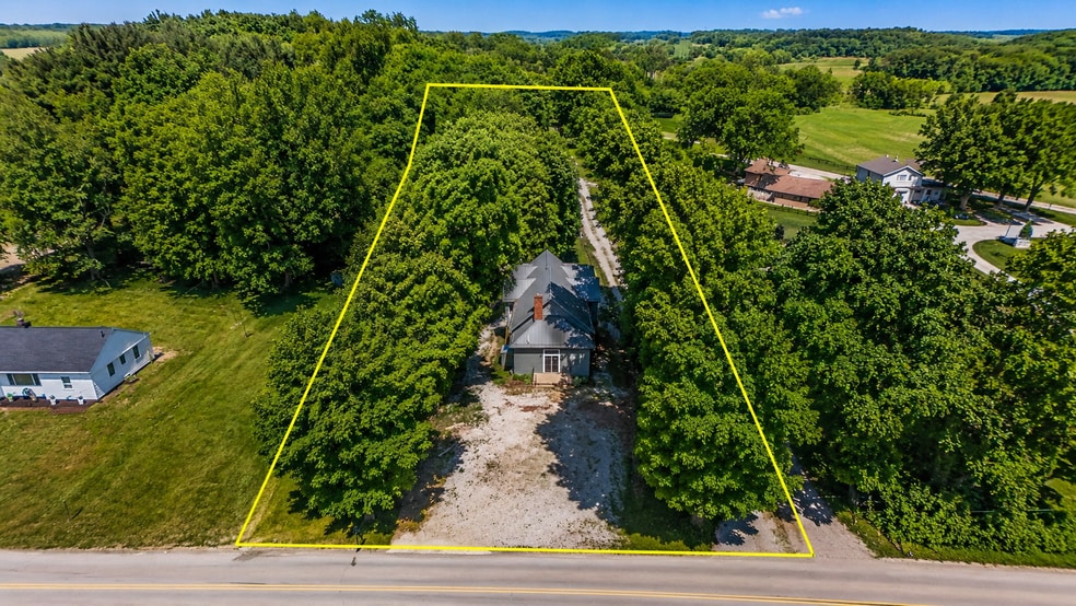 9030 Columbus Rd, Mount Vernon, OH à louer - Photo principale – Image 1 sur 37